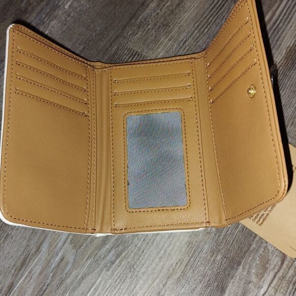 TravelSmith Ladies  RFID blocking wallet  NWT - Picture 4 of 8